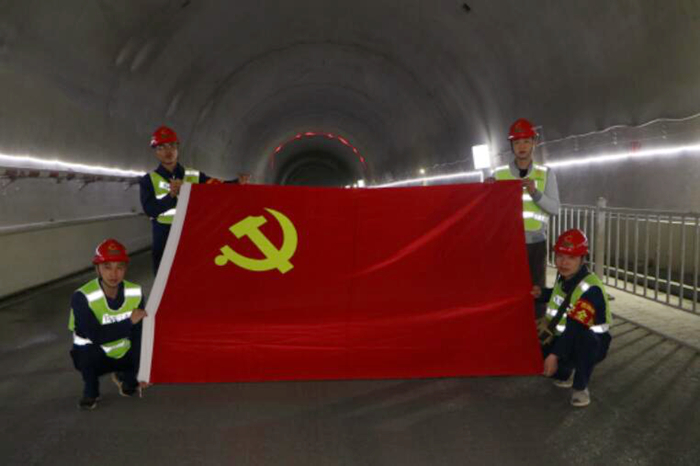 K8官网 - 天生赢家·一触即发