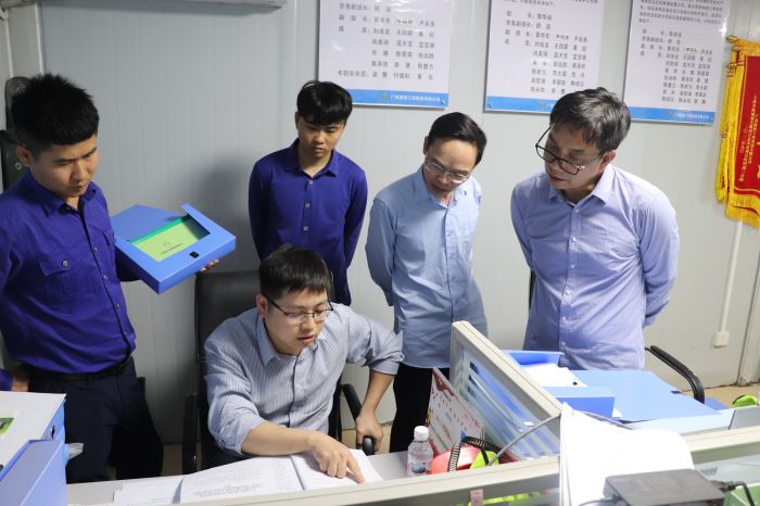 K8官网 - 天生赢家·一触即发