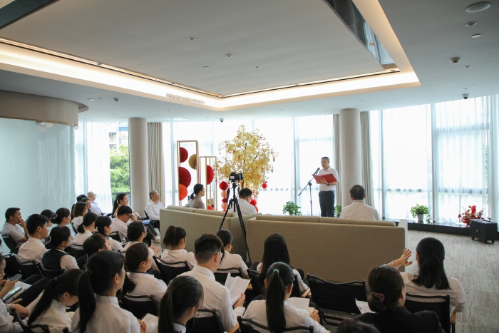 K8官网 - 天生赢家·一触即发