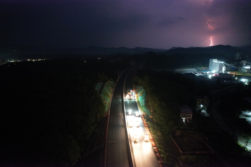 K8官网 - 天生赢家·一触即发