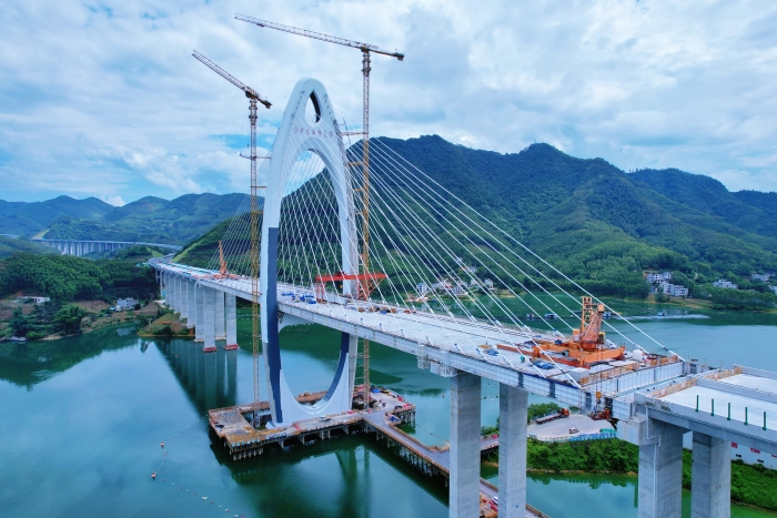 K8官网 - 天生赢家·一触即发